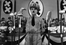 Charles Chaplin, en la película "El gran dictador".