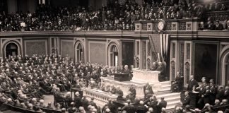 Woodrow Wilson solicita al Congreso de los Estados Unidos la DECLARACIÓN DE GUERRA A ALEMANIA, el 2 de abril de 1917.