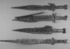 Espadas de antenas atrofiadas de las tumbas del Museo del Ejército.