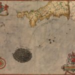 Recreación de la flota española frente a la costa de Cornualles el 29 de julio de 1588. Aparecen los escudos de armas de la reina Isabel I y lord Howard.